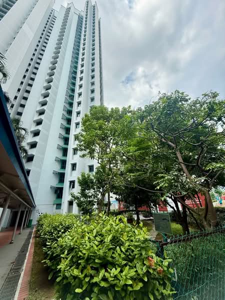 15 Farrer Park Road, 15 Farrer Park Road, 3 Bedrooms, 808 sqft, HDB Flat For Sale, by Valerie Ong, 500098828 - Exterior - PropertyGuru.com.sg