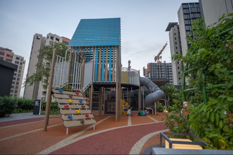 Tembusu Grand, 94 Jalan Tembusu, 1 Bedroom, 527 sqft, Condominium For Rent, by Faith Lim, 500098832 - Playground - PropertyGuru.com.sg