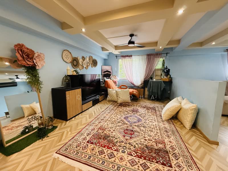 259 Bukit Panjang Ring Road HDB Flat For Sale at S$ 600,000 | PropertyGuru Singapore - Living Room