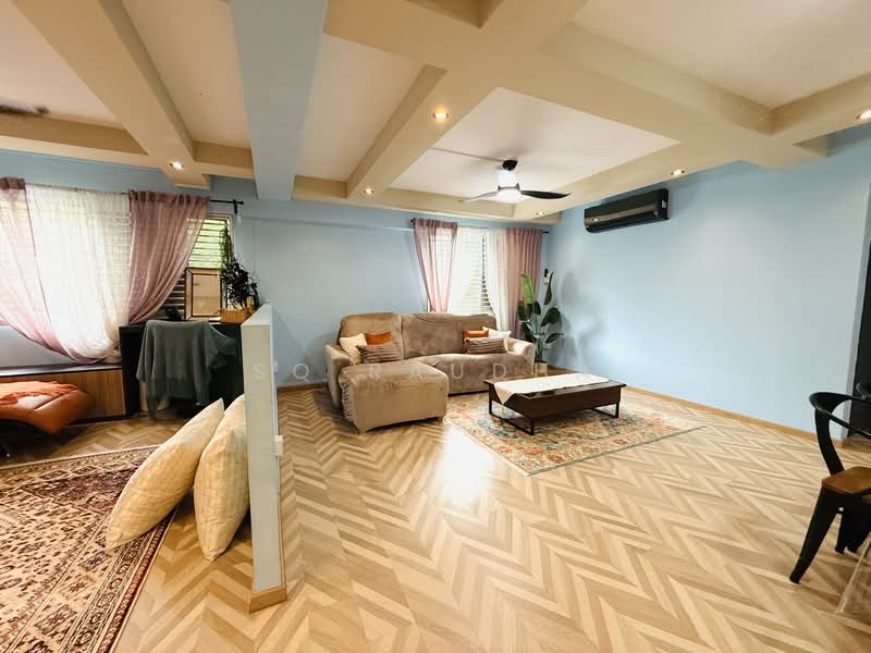 259 Bukit Panjang Ring Road HDB Flat For Sale at S$ 600,000 | PropertyGuru Singapore - Living Room