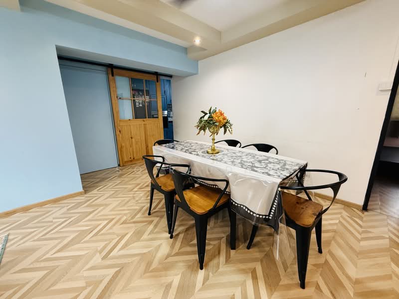 259 Bukit Panjang Ring Road HDB Flat For Sale at S$ 600,000 | PropertyGuru Singapore - Dining Room