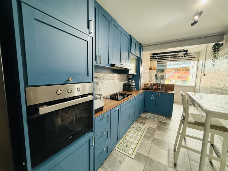 259 Bukit Panjang Ring Road HDB Flat For Sale at S$ 600,000 | PropertyGuru Singapore - Kitchen