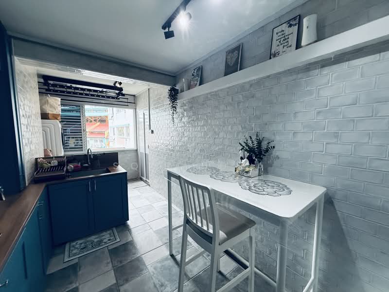 259 Bukit Panjang Ring Road HDB Flat For Sale at S$ 600,000 | PropertyGuru Singapore - Kitchen