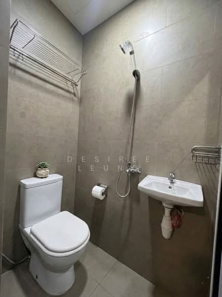 Riversails Condominium For Sale at S$ 1,750,000 | PropertyGuru Singapore - WC