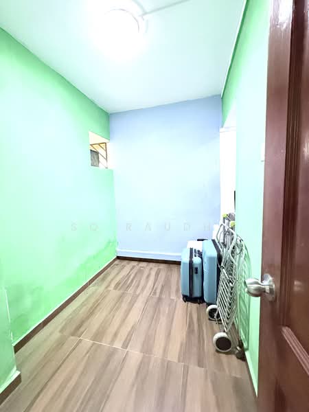 419 Hougang Avenue 8 HDB Flat For Sale at S$ 720,000 | PropertyGuru Singapore - Interior