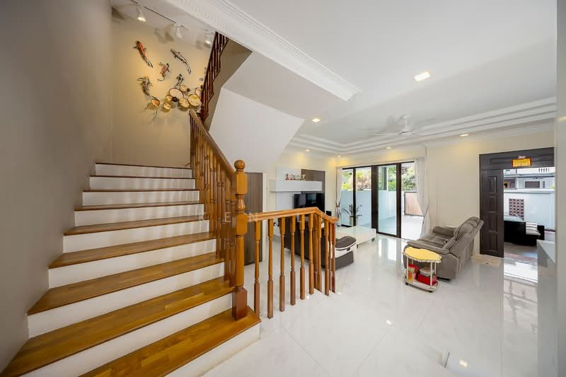 Kovan, Hillside Drive, Highland Road Terraced House For Sale at S$ 5,180,000 | PropertyGuru Singapore - Living Room