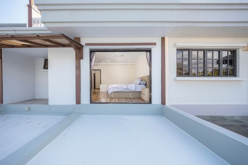 Kovan, Hillside Drive, Highland Road Terraced House For Sale at S$ 5,180,000 | PropertyGuru Singapore - Bedroom