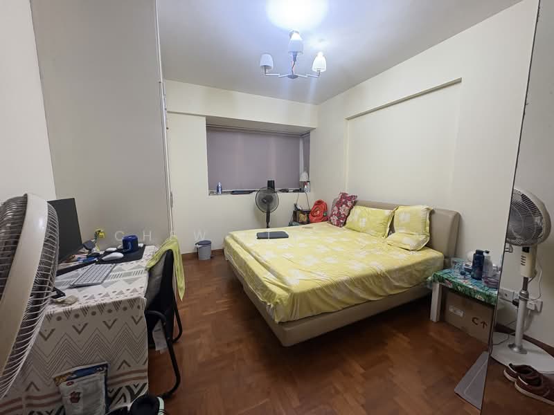 The Warren Apartment For Sale at S$ 1,488,888 | PropertyGuru Singapore - Bedroom
