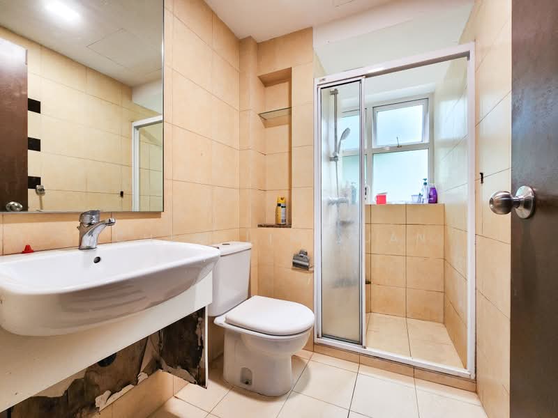 The Warren, 49 Choa Chu Kang Loop, 3 Bedrooms, 1,238 sqft, Apartment For Sale, by Chew Lih Yuan, 500098869 - Bathroom - PropertyGuru.com.sg
