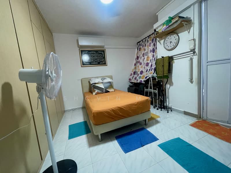 167 Bishan Street 13 HDB Flat For Sale at S$ 700,000 | PropertyGuru Singapore - Bedroom