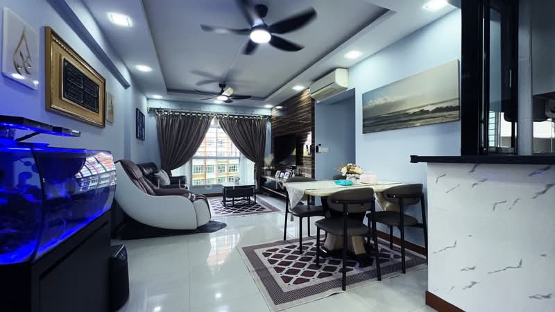 665A Punggol Drive, 665A Punggol Drive, 3 Bedrooms, 1,001 sqft, HDB Flat For Sale, by Justin Foo, 500098903 - Living Room - PropertyGuru.com.sg