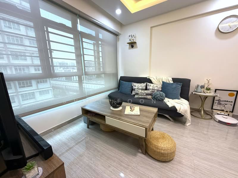 527D Pasir Ris Street 51 HDB Flat For Sale at S$ 700,000 | PropertyGuru Singapore - Living Room