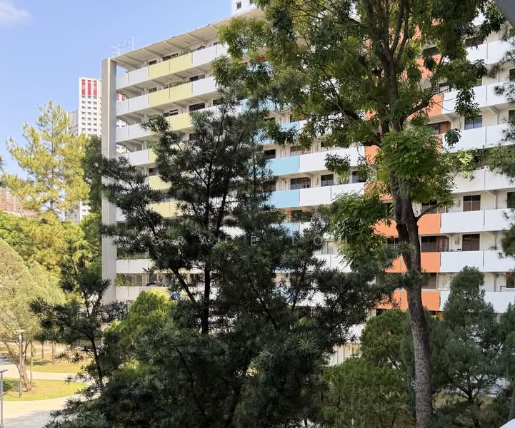 12 Lorong 7 Toa Payoh HDB Flat For Sale at S$ 365,000 | PropertyGuru Singapore - Exterior