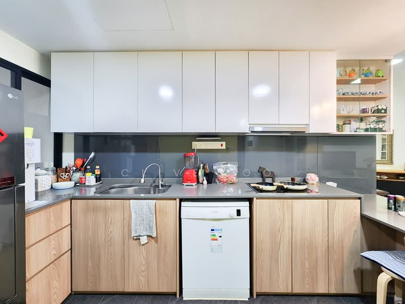 Chiltern Park Condominium For Sale at S$ 2,080,000 | PropertyGuru Singapore - Open Kitchen