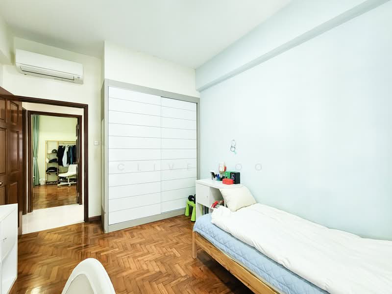 Chiltern Park Condominium For Sale at S$ 2,080,000 | PropertyGuru Singapore - Common Bedroom 1