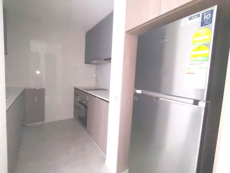 The Watergardens at Canberra, 37 Canberra Drive, 2 Bedrooms, 678 sqft, Condominium For Rent, by Loo Jia Bin (Jo), 500098958 - PropertyGuru.com.sg