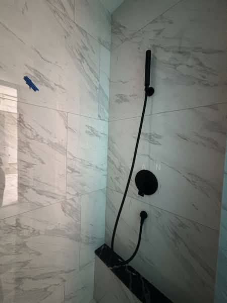 The Landmark, 173 Chin Swee Road, 2 Bedrooms, 678 sqft, Condominium For Rent, by Jody Tan, 500098965 - Bathroom - PropertyGuru.com.sg