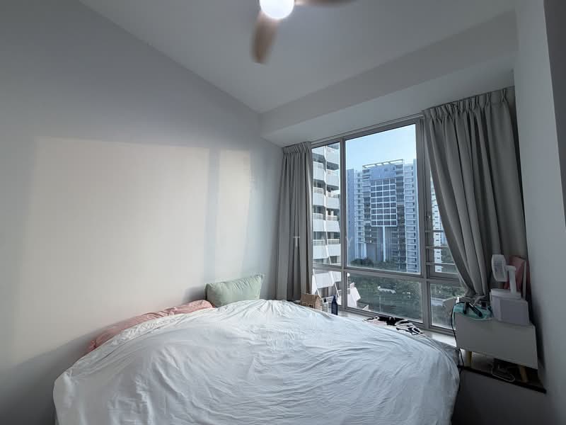 Moda Apartment For Sale at S$ 1,550,000 | PropertyGuru Singapore - Bedroom