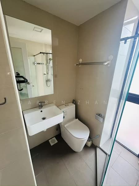 The Tanamera, 1 Tanah Merah Kechil Road, Room Rental, 100 sqft, Condominium For Rent, by Darren Zhang, 500098974 - Bathroom - PropertyGuru.com.sg