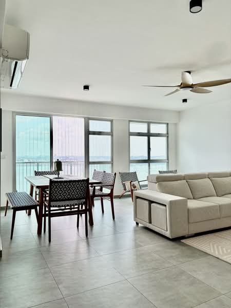 422A Northshore Drive HDB Flat For Sale at S$ 1,100,000 | PropertyGuru Singapore - Living Room