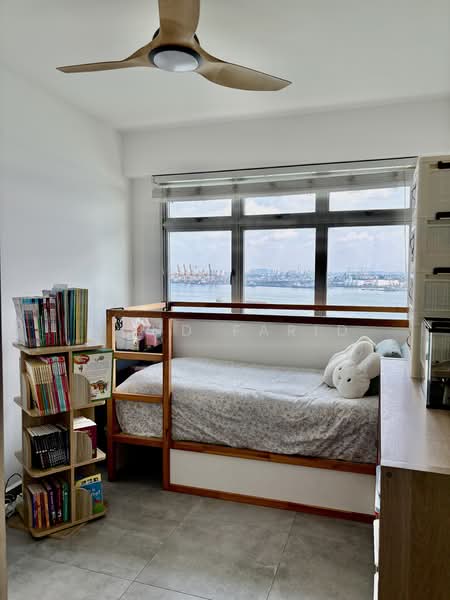 422A Northshore Drive HDB Flat For Sale at S$ 1,100,000 | PropertyGuru Singapore - Bedroom