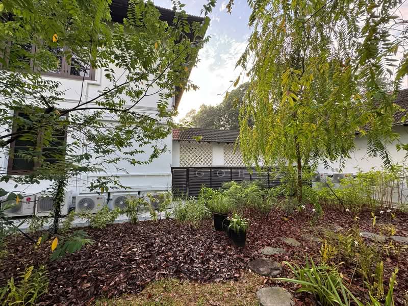 WHITE HOUSE PARK ESTATEš„BUNGALOW WITH POOL & GARDENš„FULL PRIVACY!!!, off Goodwood Park | Stevens Road | Orchard | White House Park Estate, 4 Bedrooms, 4,000 sqft, Bungalow House For Rent, by Martin Goh å“ä¼ę„ , 500098985 - Exterior - PropertyGuru.com.sg