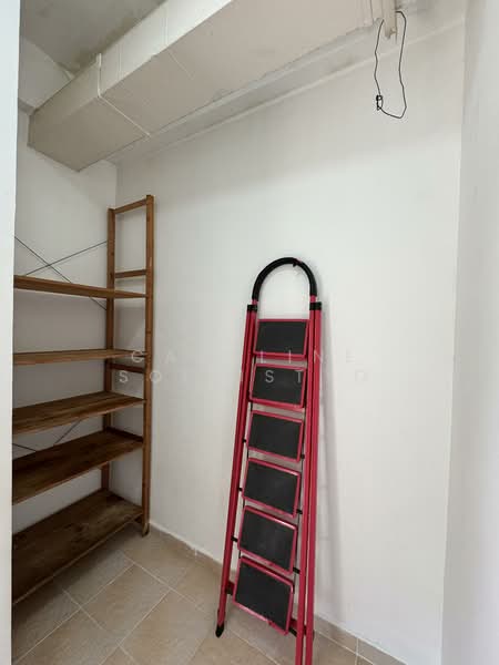 9 Holland Hill, 9 Holland Hill, 3 Bedrooms, 1,593 sqft, Condominium For Rent, by Caroline Soelistyo, 500098990 - Interior - PropertyGuru.com.sg