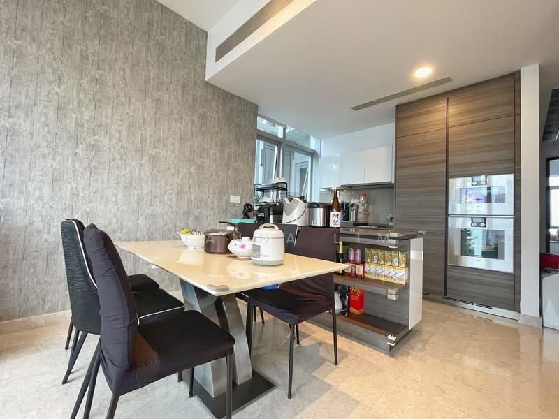 Gramercy Park, 57 Grange Road, 2 Bedrooms, 1,259 sqft, Condominium For Rent, by Joanna Lim, 500098994 - Kitchen - PropertyGuru.com.sg