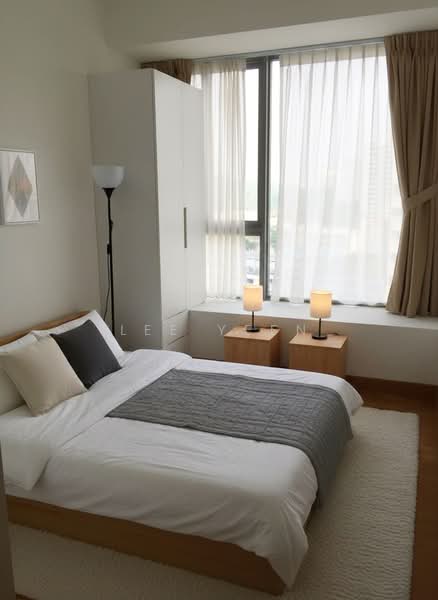 Centro Residences Condominium For Sale at S$ 1,800,000 | PropertyGuru Singapore - Bedroom