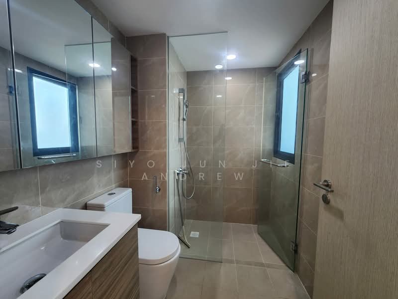 Treasure at Tampines, 13 Tampines Lane, 2 Bedrooms, 678 sqft, Condominium For Rent, by Siyo Jun Jie Andrew, 500099006 - Bathroom - PropertyGuru.com.sg