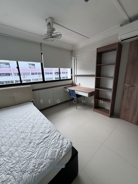 4 Queen's Road, 4 Queen's Road, 2 Bedrooms, 786 sqft, HDB Flat For Rent, by Greg Chan, 500099014 - Bedroom - PropertyGuru.com.sg