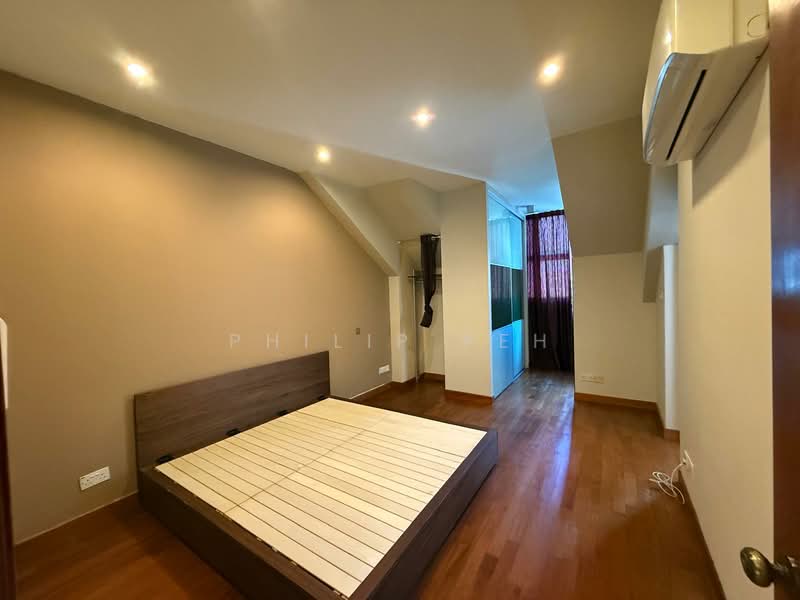 D-Mansions, 2 Dunman Lane, 3 Bedrooms, 1,797 sqft, Apartment For Rent, by Philip Peh, 500099024 - Bedroom - PropertyGuru.com.sg