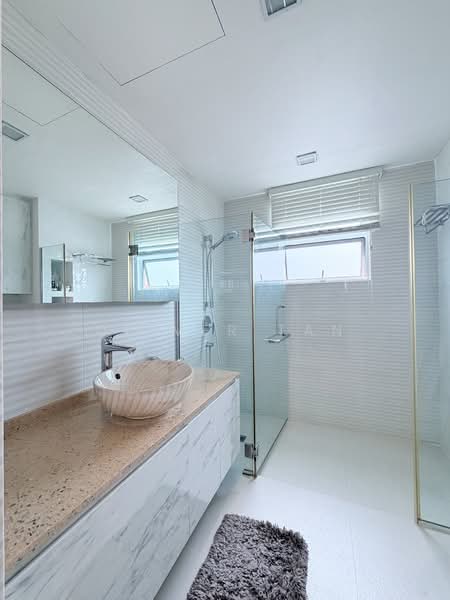 Pinewood Terrace Corner Terrace For Sale at S$ 3,500,000 | PropertyGuru Singapore