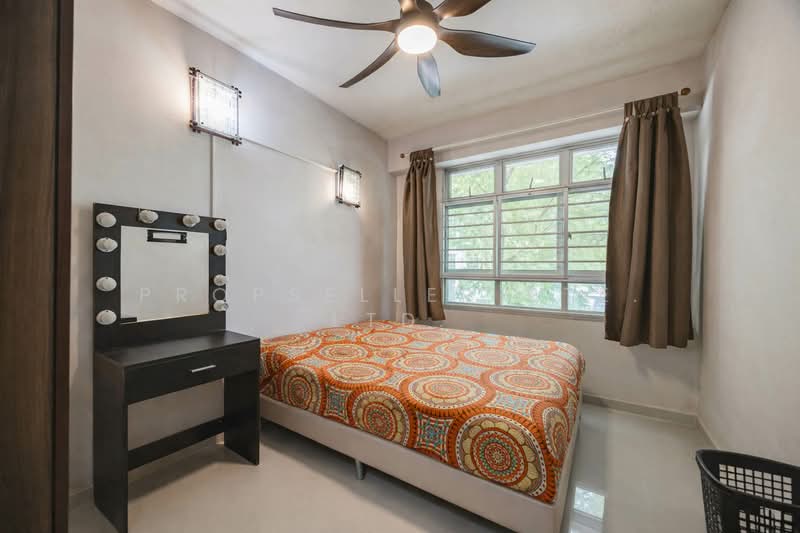446B Jalan Kayu HDB Flat For Sale at S$ 599,000 | PropertyGuru Singapore - Bedroom