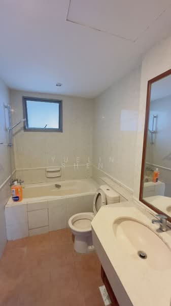 Twin Heights, 350 Balestier Road, Room Rental, 40 sqft, Apartment For Rent, by Yuelin Shen, 500099033 - Bathroom - PropertyGuru.com.sg