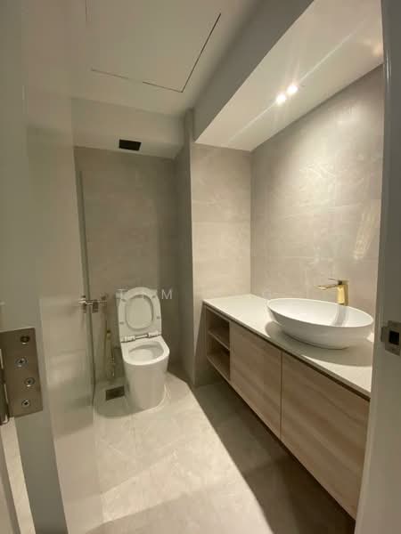 Alana Terraced House For Sale at S$ 3,887,000 | PropertyGuru Singapore - Bathroom