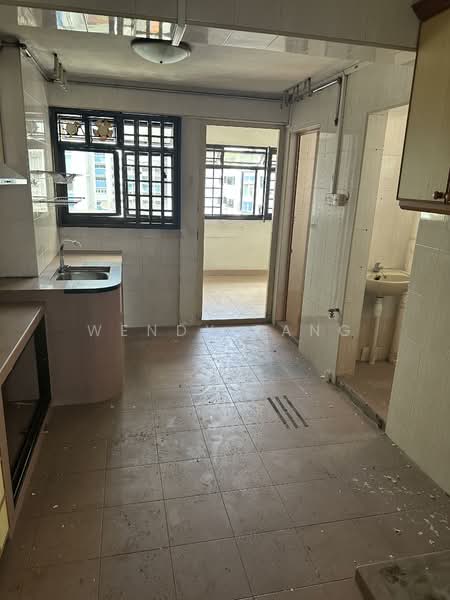 45 Bendemeer Road HDB Flat For Sale at S$ 418,000 | PropertyGuru Singapore - Kitchen