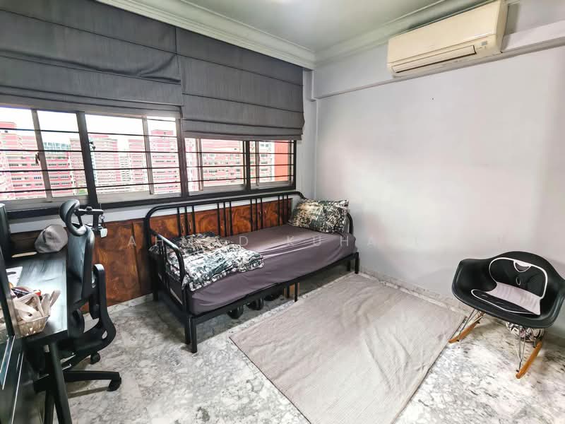 602 Elias Road HDB Flat For Sale at S$ 1,300,000 | PropertyGuru Singapore - Bedroom