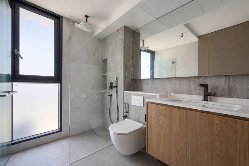 Brand-New Inter Freehold | Kovan MRT | Heartland Mall | Kovan Market & Food Centre Terraced House For Sale at S$ 6,500,000 | PropertyGuru Singapore - Bathroom