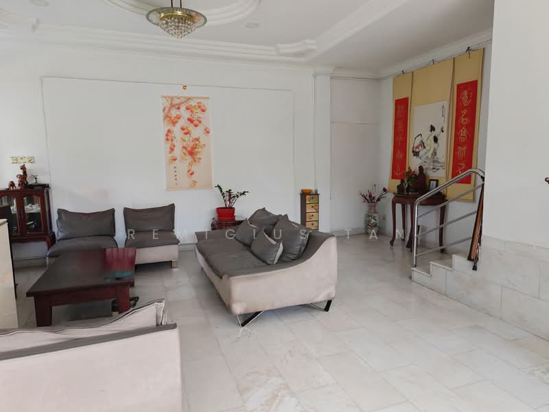Olive Road Bungalow House For Sale at S$ 19,800,000 | PropertyGuru Singapore - Living Room