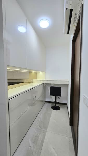 Normanton Park Condominium For Sale at S$ 1,050,000 | PropertyGuru Singapore - Murphy Bed at study area