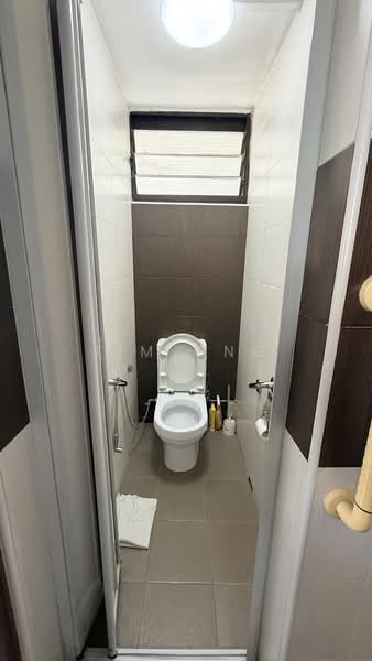 2 Ghim Moh Road, 2 Ghim Moh Road, Room Rental, 90 sqft, HDB Flat For Rent, by Tim Ong, 500099082 - Bathroom - PropertyGuru.com.sg