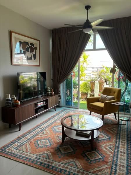 The Tampines Trilliant, 21 Tampines Central 7, 5 Bedrooms, 2,465 sqft, Executive Condominium For Sale, by Joanne Cheong, 500099085 - Living Room - PropertyGuru.com.sg