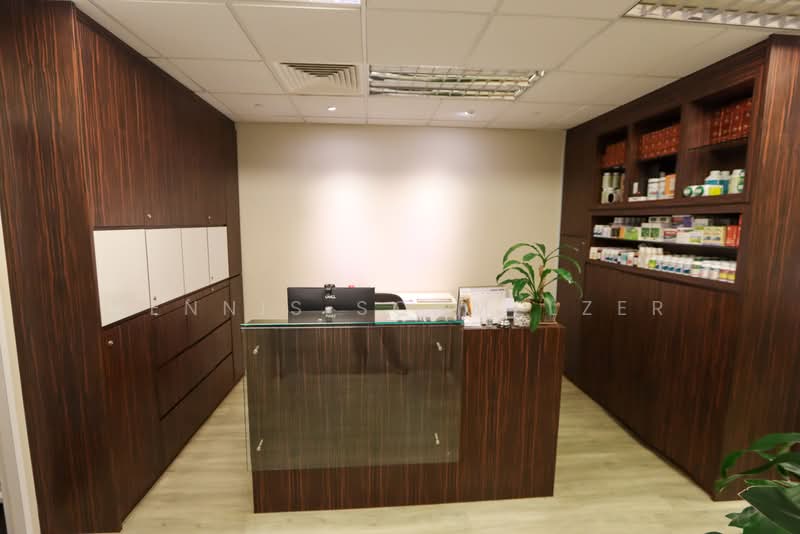 TripleOne Somerset, 111 Somerset Road, 581 sqft, Office For Sale, by Dennis Schmelzer, 500099099 - Reception - CommercialGuru.com.sg