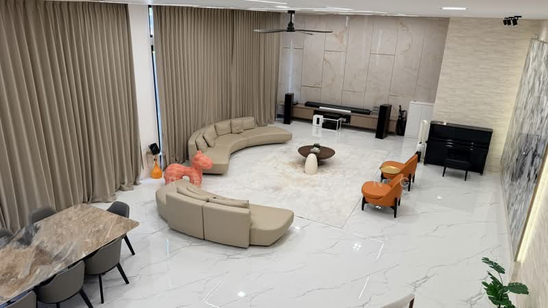 Chartwell Drive, Chartwell Drive, 8 Bedrooms, 9,678 sqft, Semi-Detached House For Sale, by Jeremy Chong, 500099109 - Living Room - PropertyGuru.com.sg
