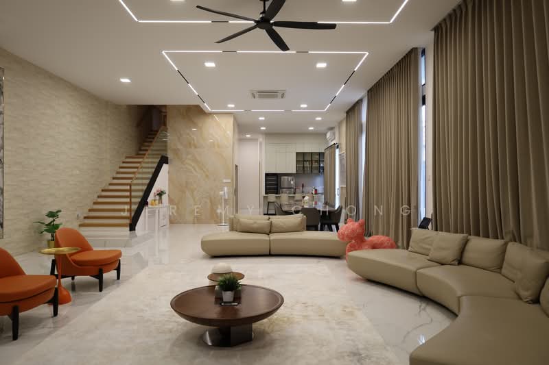 Chartwell Drive, Chartwell Drive, 8 Bedrooms, 9,678 sqft, Semi-Detached House For Sale, by Jeremy Chong, 500099109 - Living Room - PropertyGuru.com.sg