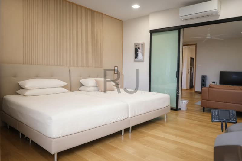 Chartwell Drive, Chartwell Drive, 8 Bedrooms, 9,678 sqft, Semi-Detached House For Sale, by Jeremy Chong, 500099109 - Bedroom - PropertyGuru.com.sg