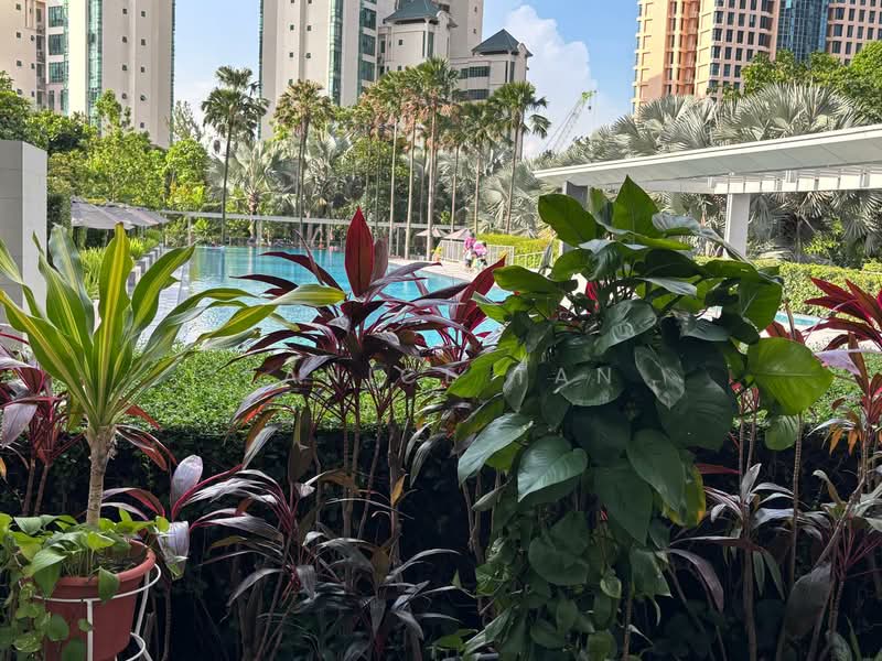 The Metropolitan Condominium, 8 Alexandra View, 4 Bedrooms, 1,733 sqft, Condominium For Sale, by Janice Tan, 500099115 - Exterior - PropertyGuru.com.sg