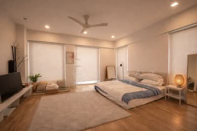 For Sale - JUST LISTED ☘️SEA AVE☘️ 3.5sty CORNER TER. 2mins walk to Marine Parade MRT!