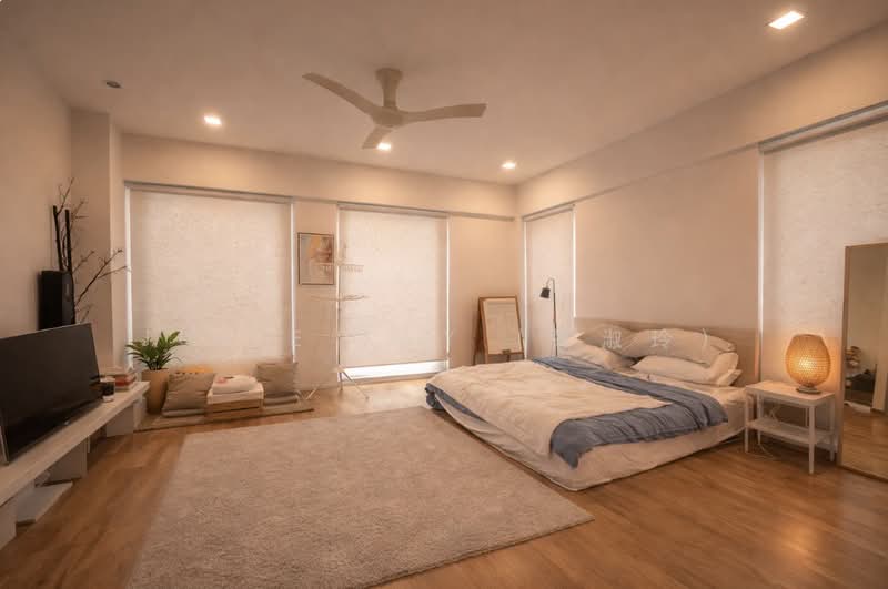 For Sale - JUST LISTED ☘️SEA AVE☘️ 3.5sty CORNER TER. 2mins walk to Marine Parade MRT!